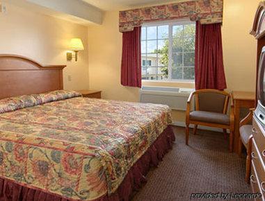 Hotel Lax Airport Area *